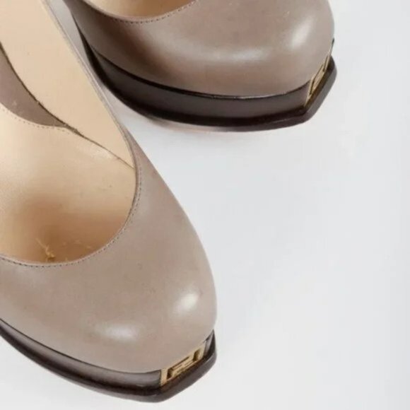Fendi Fendista Taupe Leather Pumps - Picture 9 of 10